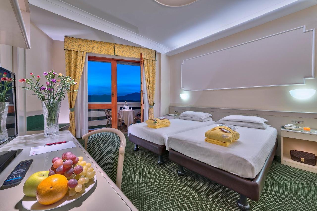 Hotel Terme Antoniano Montegrotto Terme Esterno foto